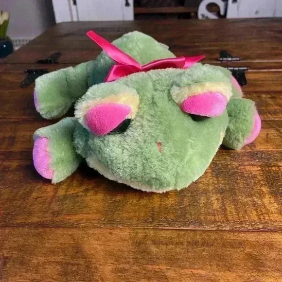 Frog Green Plush Stuffed Toy Big Eyes Pink Yellow 10" - Picture 2 of 6